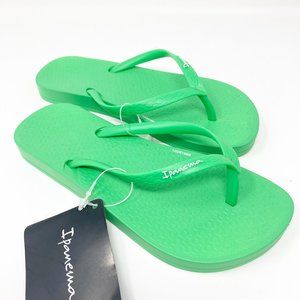Ipanema Kids Size 2 Green Ana Colors Thong Flip Flop Sandals